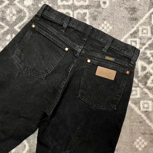 Vintage Wranglers black high rise jeans